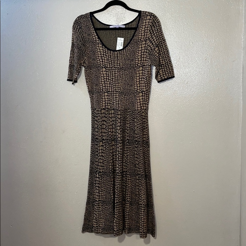 Luxe By Carmen Marc Valvo dress NWT